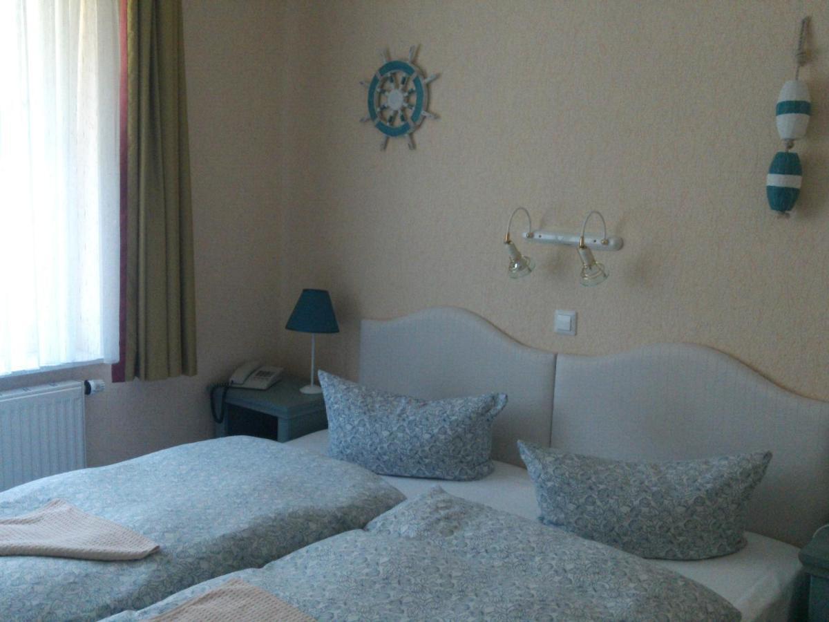 Landhotel Ostseetraum&Fewo Rostock Zimmer foto